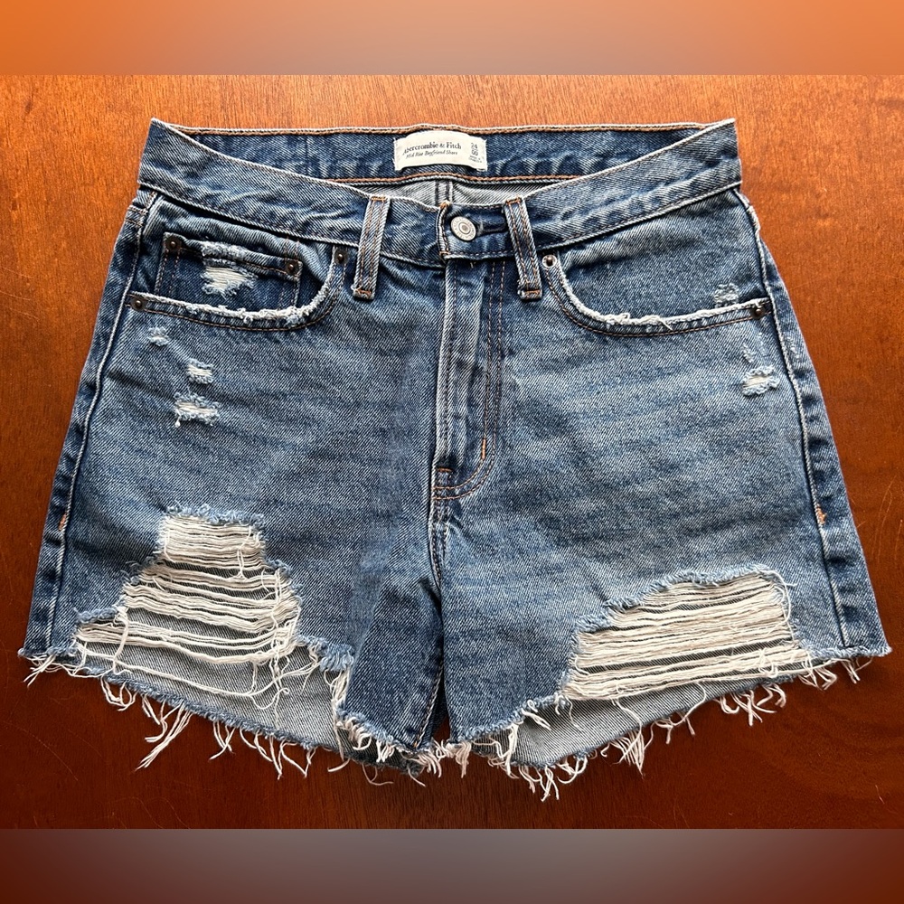 Abercrombie & Fitch Distressed Denim Shorts Size 00